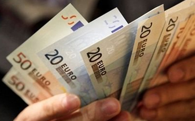 Μέσα σε 10 χρόνια χάθηκαν εισοδήματα 24,06 δισ. ευρώ!