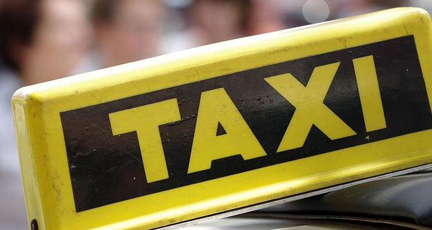 Ταξί: Στάση εργασίας τη Δευτέρα λόγω έκτακτης γενικής συνέλευσης
