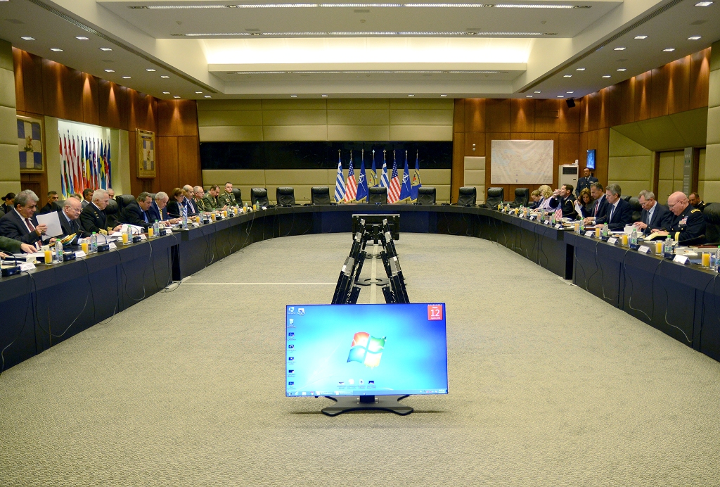 Συνεδρίασε η Συμβουλευτική Επιτροπή Υψηλού Επιπέδου Ελλάδας – ΗΠΑ στο ΥΠΕΘΑ
