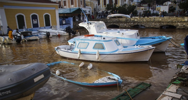 «510. 000 ευρώ για το λιμάνι της Σύμης από το Υπ. Οικονομίας.  Ν. Σαντορινιός: Η Σύμη δεν αφέθηκε στο έλεος της»