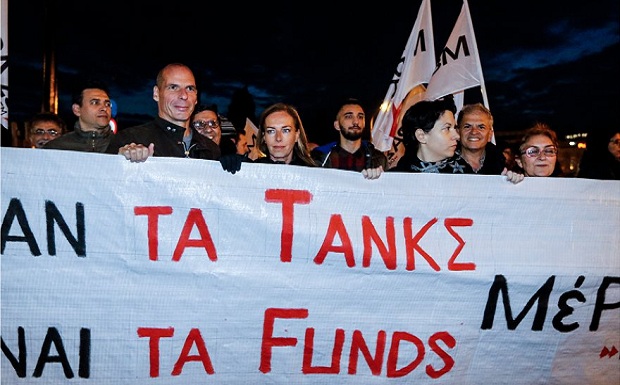 Βαρουφάκης: «Τότε ήταν τα τανκς, τώρα είναι τα Funds»