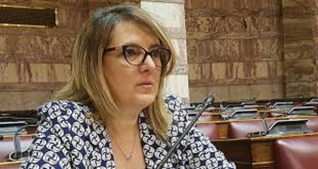 Oλυμπία Τελιγιορίδου: “Θέλουμε τους κτηνοτρόφους να συνεχίσουν το επάγγελμά τους”