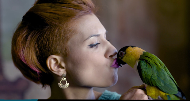 Πέννυ Μπαλτατζή: «Ένα Φιλί» – music video