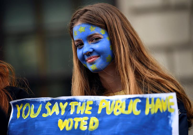 Brexit: Δεκάδες χιλιάδες διαδηλωτές ζητούν δεύτερο δημοψήφισμα
