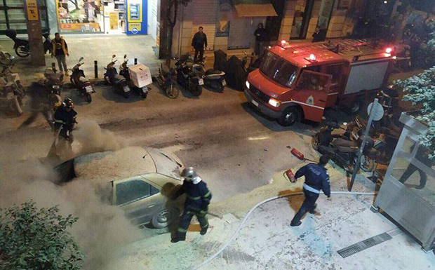 Αιχμές αστυνομικών για την επίθεση στο Α.Τ. Ακροπόλεως: «Ανεξέλεγκτοι οι μπαχαλάκηδες»