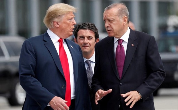 Ο Ερντογάν πρότεινε στον Τραμπ κοινή ομάδα εργασίας για τους S-400