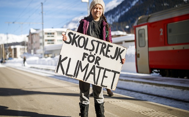 Τη λένε Γκρέτα Τούνμπεργκ και είναι η μικρότερη ακτιβίστρια στον κόσμο