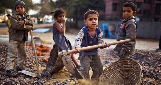 Σύμφωνα με στοιχεία της Unicef, περίπου 152.000.000 παιδιά σε όλο τον κόσμο είναι αναγκασμένα να εργάζονται…