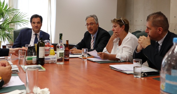 Εποικοδομητική συνάντηση Μελών του ΔΣ της Πρωτοβουλίας ΕΛΛΑ-ΔΙΚΑ ΜΑΣ με τον Υπουργό Ανάπτυξης και Επενδύσεων Άδωνι Γεωργιάδη