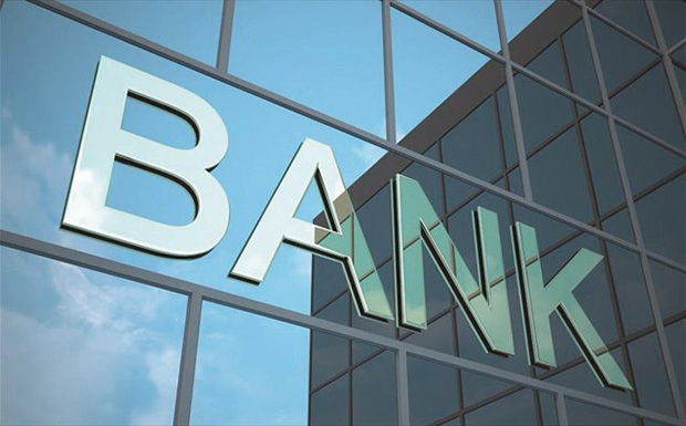 «ΠΑΡΟΝ»: Αλλάζουν όλα στις τράπεζες!
