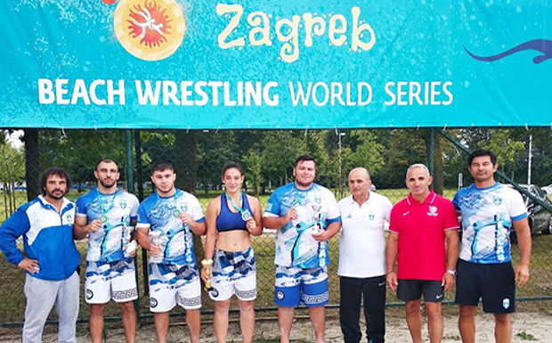 Παγκόσμια πρωταθλήτρια η Ελλάδα στο Beach Wrestling