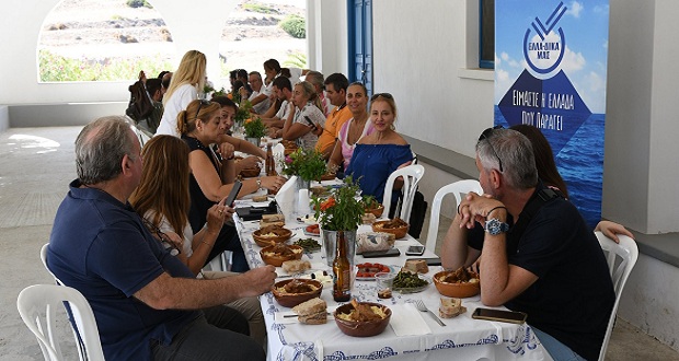 Η πρωτοβουλία ΕΛΛΑ-ΔΙΚΑ ΜΑΣ «ταξίδεψε» για δεύτερη χρονιά στην Αμοργό για το Authentic Big Blue