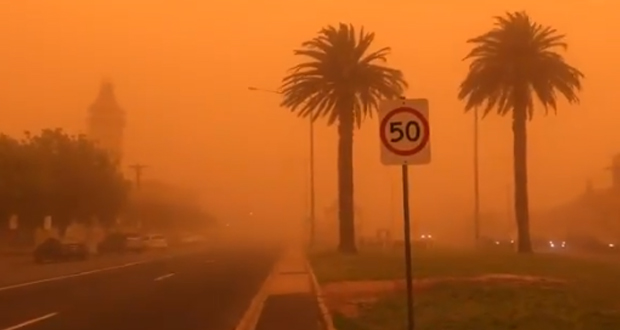 Πορτοκαλί ο ουρανός στη Αυστραλία από ανεμοθύελλα