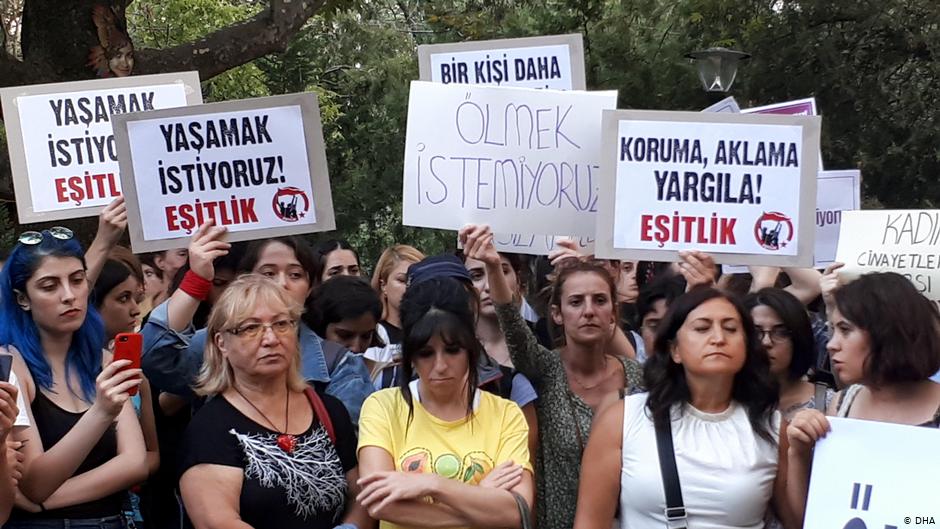 Αδιαφορία για τις δολοφονίες γυναικών στην Τουρκία – 430 γυναίκες το 2019