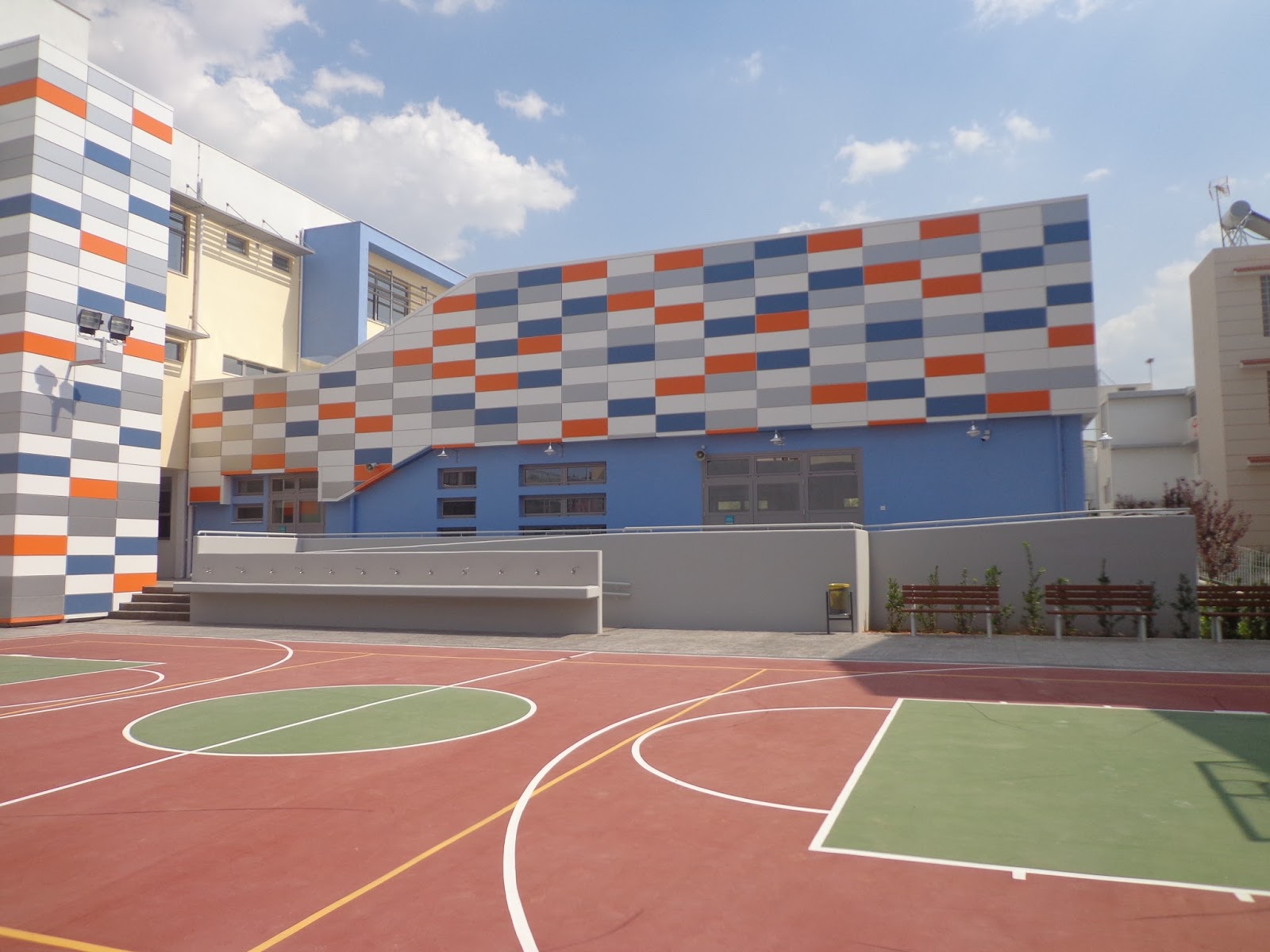 Με αντισηπτικό υγρό και μαντιλάκια προμηθεύει σχολεία ο Δήμος Ιλίου