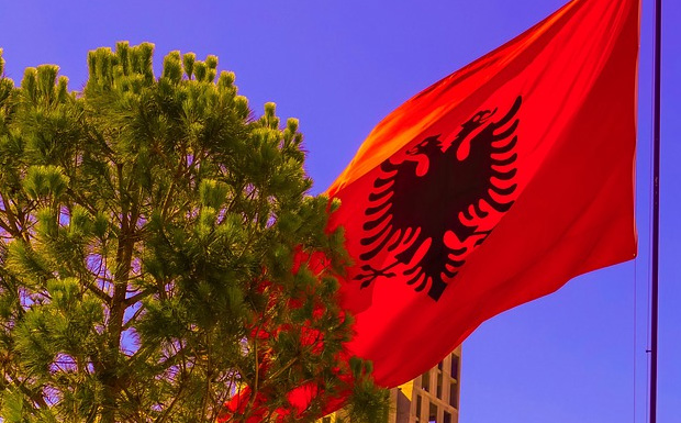 Στην Αλβανία οδεύουν προς εκλογές την άνοιξη μέσα σε βαρύ κλίμα