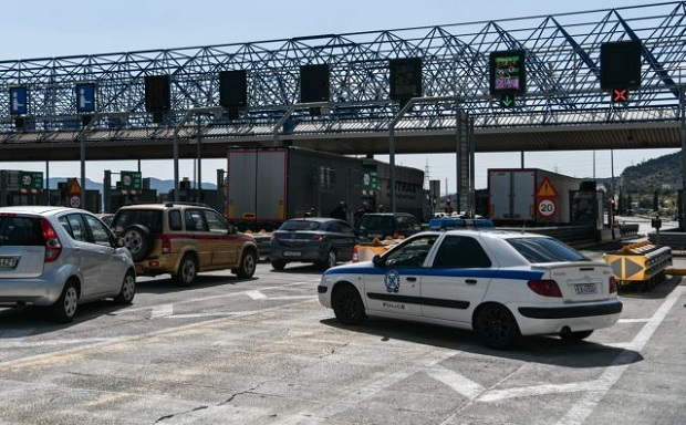 Μεγάλη έξοδο οχημάτων από την Αθήνα καταγράφουν οι σταθμοί των διοδίων