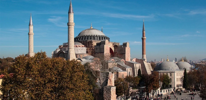 ΤΟ ΠΑΡΟΝ: Η Αγία Σοφία είναι ορθόδοξος ναός, δεν είναι μουσείο ούτε τζαμί
