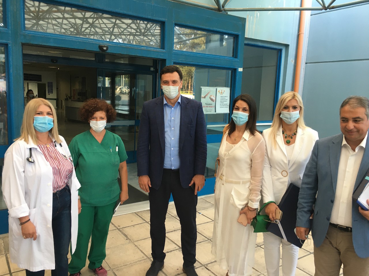 Νέος, μεγάλος, τελευταίας τεχνολογίας μοριακός αναλυτής στο νοσοκομείο της Κέρκυρας