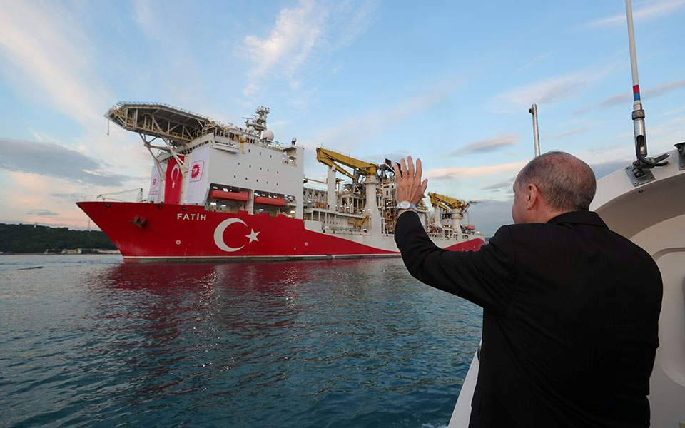 Ερντογάν: Προαναγγέλλει γεωτρήσεις νότια της Κρήτης σε συνεργασία με τη Λιβύη – Αψηφά τον ΟΗΕ;