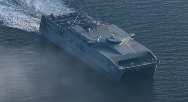 Στην βάση της Σούδας το καταμαράν – USNS Carson City (video)