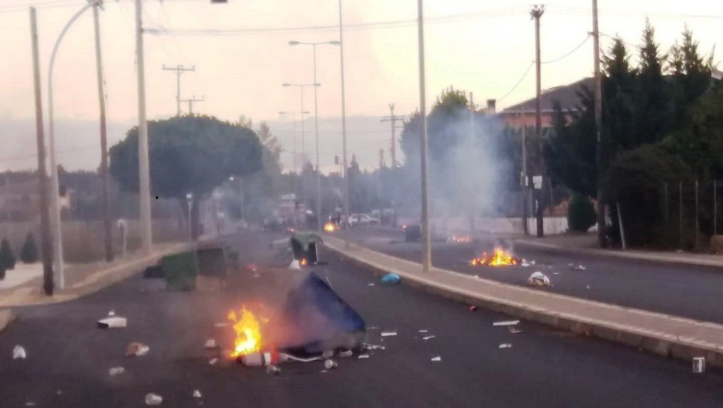 Ρομά – Πελοπόννησος: Ξεσηκωμός, έκλεισαν δρόμους