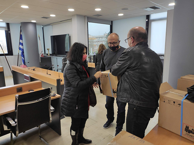 Δωρεάν tablets για τηλεκπαίδευση από τον Δήμο Ηρακλείου Αττικής σε οικογένειες της πόλης