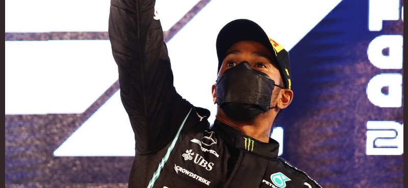 O Λιούις Χάμιλτον ήταν ο νικητής του F1 Grand Prix του Μπαχρέιν