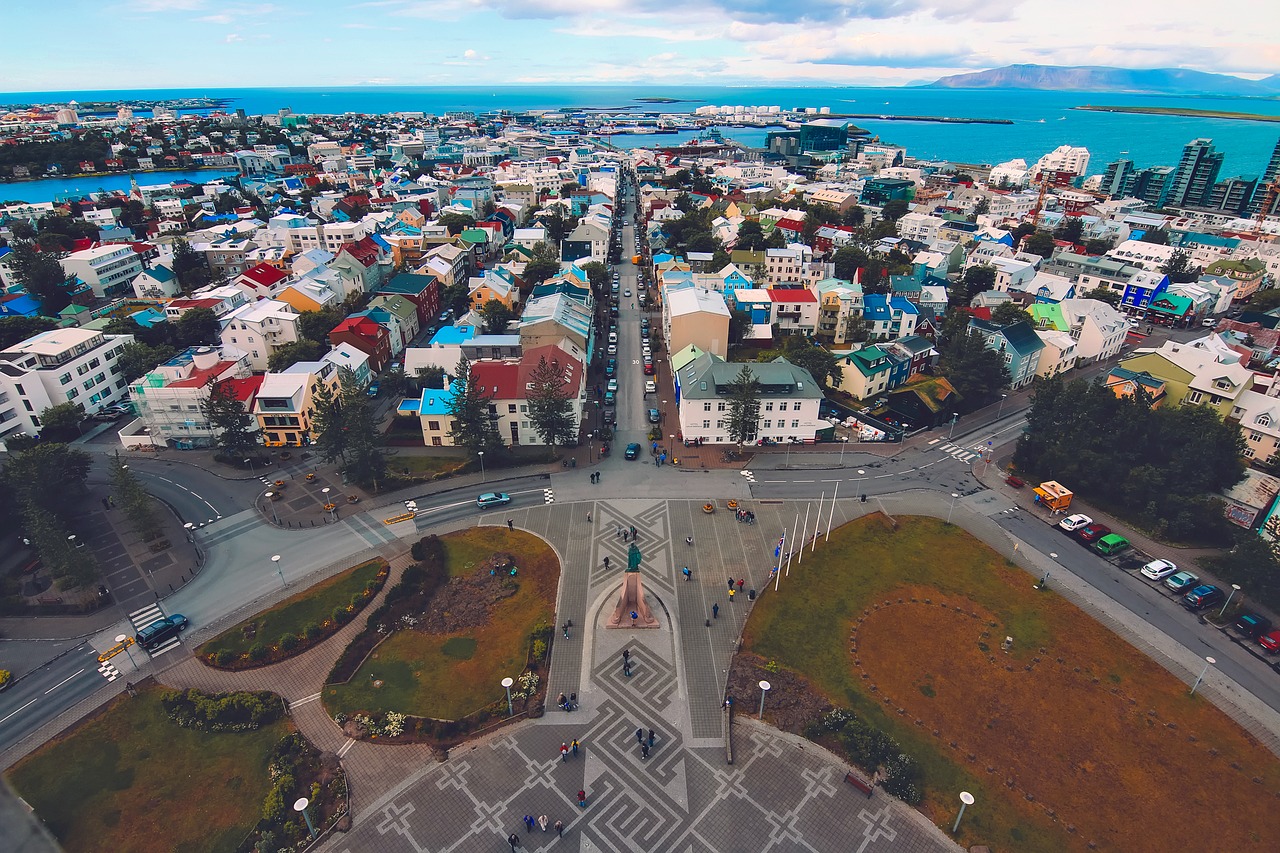 Η Ισλανδία ανοίγει τις πύλες της σε όλους τους εμβολιασμένους ταξιδιώτες