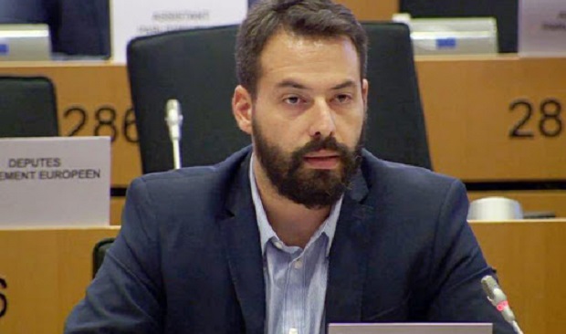 Λευτέρης Νικολάου στο “Π”: Το ΚΚΕ καταψήφισε το ξέπλυμα λόμπι – ΜΚΟ στο Ευρωκοινοβούλιο