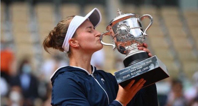 H Κρεϊτσίκοβα κατέκτησε το Roland Garros