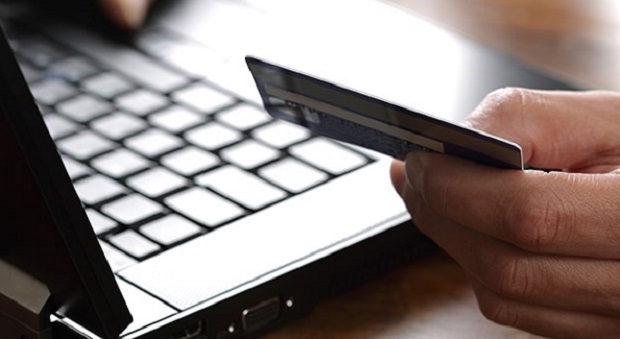 Αλλάζει από 1η Ιουλίου το καθεστώς ΦΠΑ στο ηλεκτρονικό εμπόριο