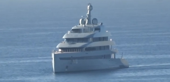 Savannah: Το εντυπωσιακό και πολυτελές yacht στη Μαρίνα Ζέας (video)