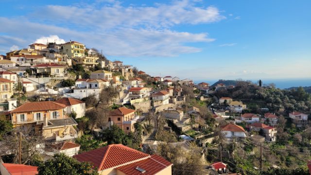 ΚΥΡΙΑΚΗ ΣΤΟ ΧΩΡΙΟ ΞΑΝΑ: Ταξίδι στην… Αγιά Πάργας – ΕΡΤ3