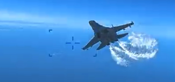 Στη δημοσιότητα βίντεο από τη σύγκρουση του αμερικανικού drone με ρωσικό μαχητικό αεροσκάφος πάνω από τη Μαύρη Θάλασσα