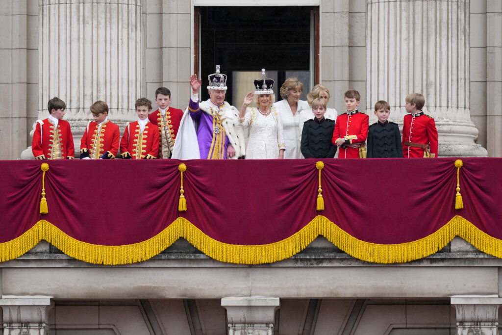 Ο βασιλιάς Κάρολος Γ’ είναι ο νέος βρετανός μονάρχης