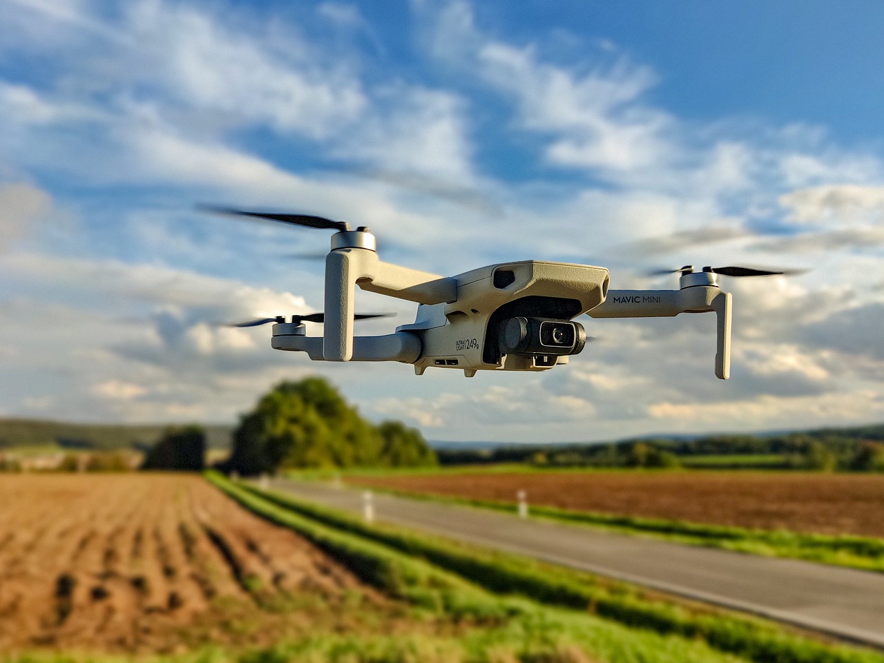 Βασίλης Κικίλιας: Νέα, υπερσύγχρονα drones πετούν μέρα- νύχτα στους ορεινούς όγκους της Αττικής για τον εντοπισμό πυρκαγιών αλλά και εμπρηστών – 147.000 δηλώσεις για καθαρισμούς οικοπέδων στην πλατφόρμα
