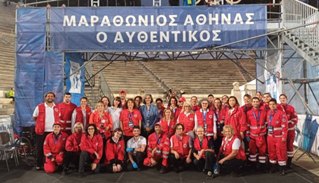 Ο Ελληνικός Ερυθρός Σταυρός έδωσε βροντερό και δυναμικό παρόν στον 40ο Αυθεντικό Μαραθώνιο Αθήνας