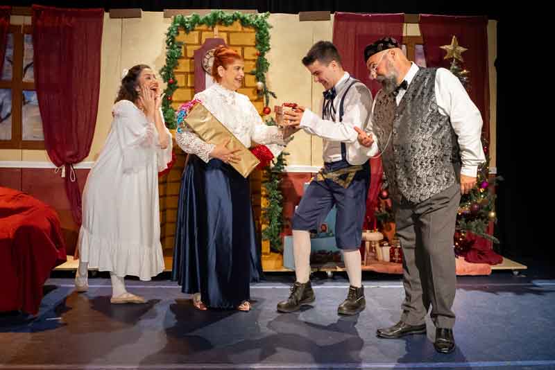 Θέατρο ΑΥΛΑΙΑ: “Ο ΚΑΡΥΟΘΡΑΥΣΤΗΣ” το Χριστουγεννιάτικο μιούζικαλ στο Πασαλιμάνι