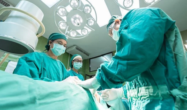 Απογευματινά χειρουργεία και ενιαία λίστα θα μειώσουν την αναμονή για επέμβαση