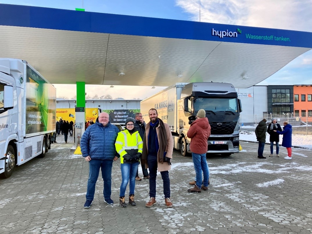 TÜV NORD: Εγκαίνια του μεγαλύτερου σταθμού ανεφοδιασμού υδρογόνου για βαρέα και επιβατικά οχήματα στην Ευρώπη