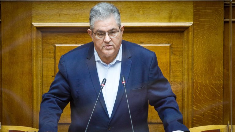 Ο Δ. ΚΟΥΤΣΟΥΜΠΑΣ ΓΙΑ ΤΗΝ 8η ΜΑΡΤΗ: Να ξεριζώσουμε τη γενεσιουργό αιτία της βίας κατά των γυναικών, το εκμεταλλευτικό σύστημα (video)