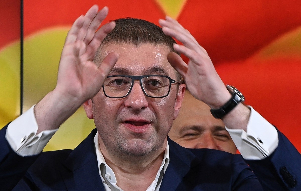 VMRO Μίτσκοσκι: «Θα αποκαλώ τη χώρα μου όπως θέλω, να σταματήσουμε τις απειλές, υπάρχει και το Διεθνές Δικαστήριο