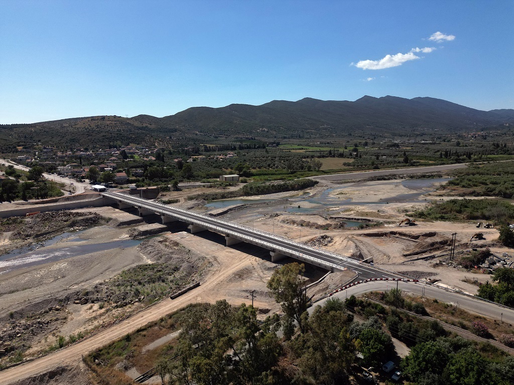Χρήστος Σταϊκούρας: Η νέα οδική γέφυρα του Ευήνου δίνει οριστική λύση στην επανασύνδεση της παλαιάς εθνικής οδού Αντιρρίου – Ιωαννίνων