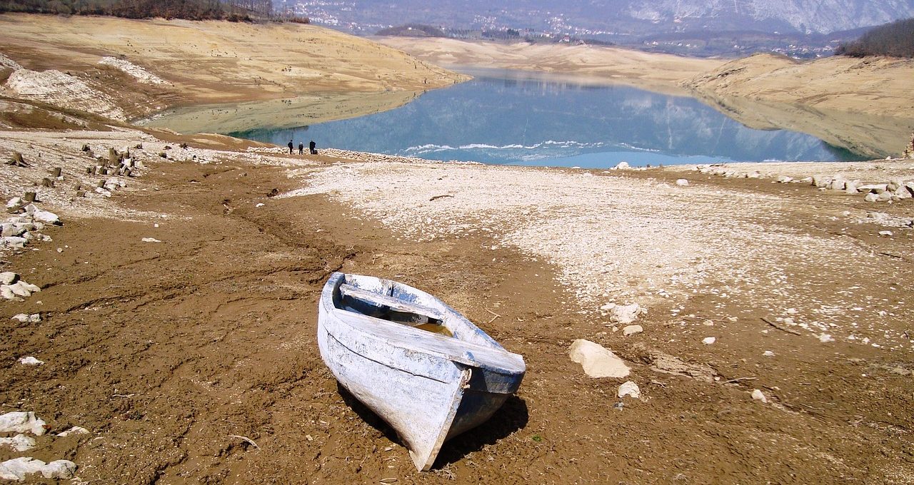 Η λειψυδρία μάς απειλεί με ερημοποίηση και η κυβέρνηση δεν έχει ούτε καν συζητήσει μέτρα…