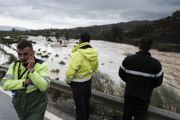 Ισπανία: Βιβλική καταστροφή με τουλάχιστον 95 νεκρούς από τις πλημμύρες – Άγνωστος ο αριθμός των αγνοουμένων