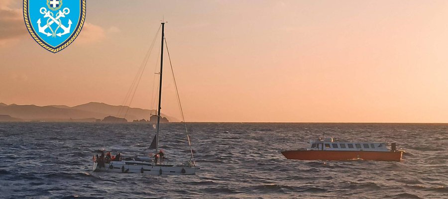 Εντοπισμός 38 αλλοδαπών και σύλληψη των 2 αλλοδαπών διακινητών τους στη Σάμο και 11 ατόμων σε ιστιοφόρο στην Πάρο