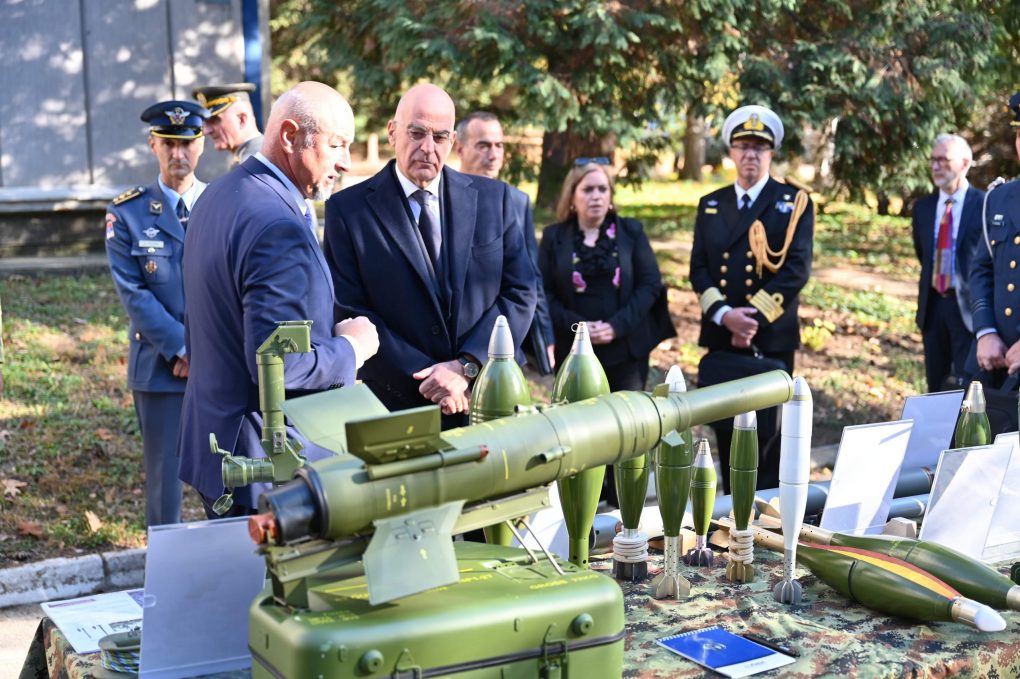 Ν. Δένδιας: Στρατηγικής σημασίας η αμυντική σχέση Ελλάδας–Σερβίας