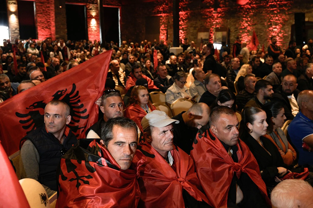 Ας προσέξουμε τα κόλπα του Έντι Ράμα