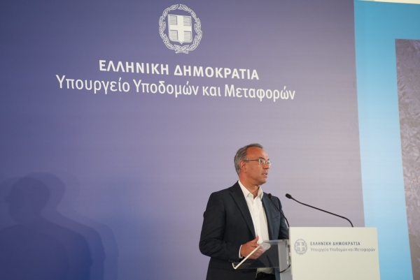 Χρήστος Σταϊκούρας: Με τον αυτοκινητόδρομο Ιωάννινα – Κακαβιά η Ήπειρος αποκτά μια νέα υποδομή, η οποία θα συμβάλλει στην περιφερειακή και την εθνική ανάπτυξη